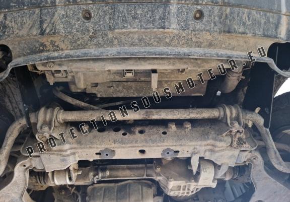 Cache de protection de radiateur Nissan Navara D40